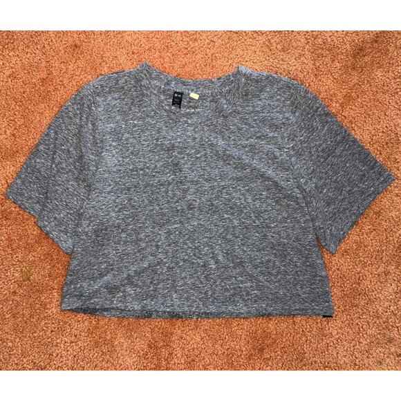 Lululemon Lab Gray Relaxed Cropped Crewneck T-Shirt Soft Wick Fabric Size 6 - Picture 4 of 8